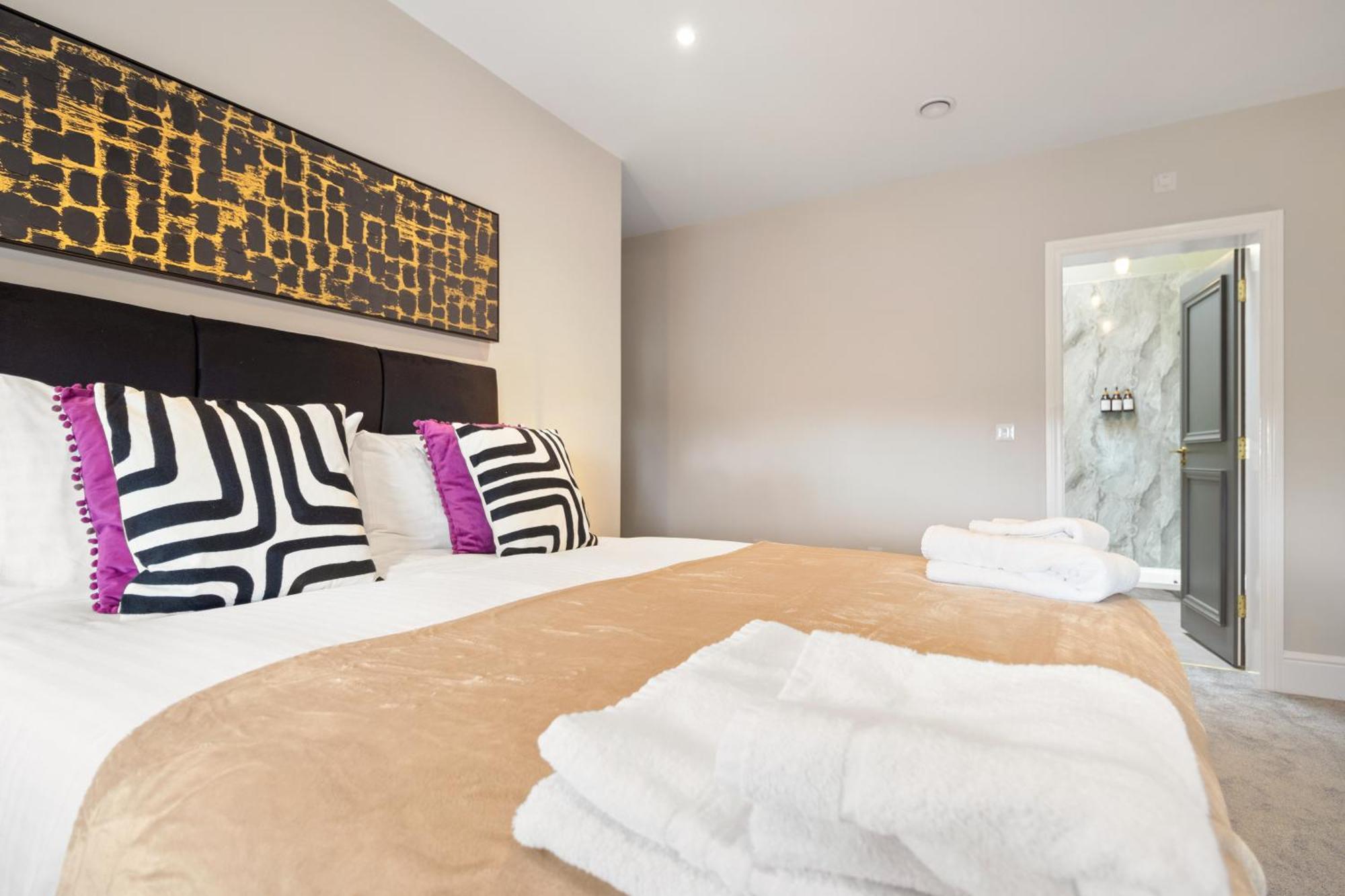 Whiskawaystays - Victoria House - Apartment 6 Вустер Экстерьер фото